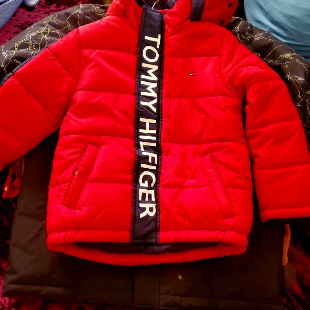 TOMMY HILFIGER